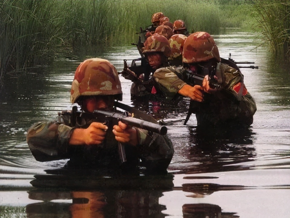 一位轉(zhuǎn)業(yè)后的特種兵，辦農(nóng)場種瓜菜，靠1個優(yōu)點，年賺200萬